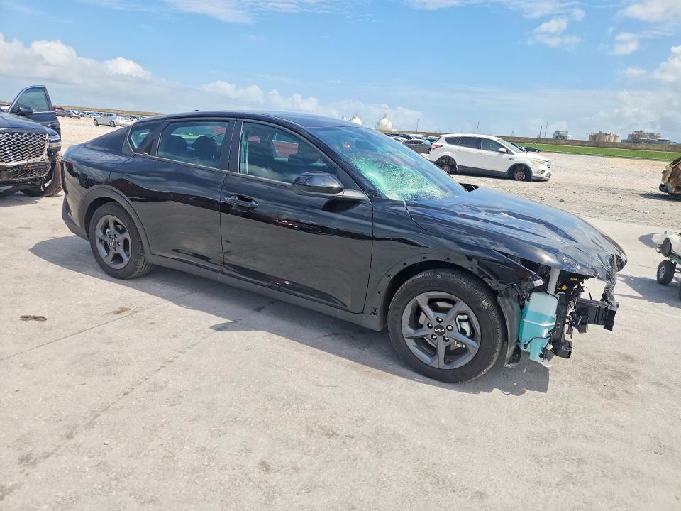 2025 Kia K4 მანქანა იყიდება აუქციონზე, vin: 3KPFT4DE6SE217979, აუქციონის ნომერი: 47913926
