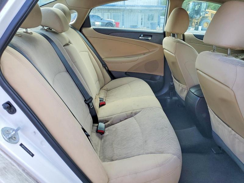 51461296 :رقم المزاد ، 5NPEB4AC6EH824806 vin ، 2014 Hyundai Sonata مزاد بيع
