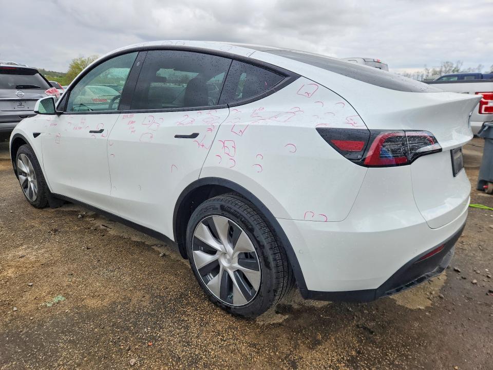 Продаж на аукціоні авто 2022 Tesla Model Y, vin: 7SAYGDEEXNF319427, номер лоту: 46781446
