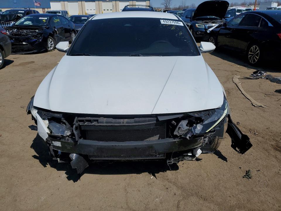 49237096 :رقم المزاد ، 5NPLL4AG4MH047273 vin ، 2021 Hyundai Elantra مزاد بيع