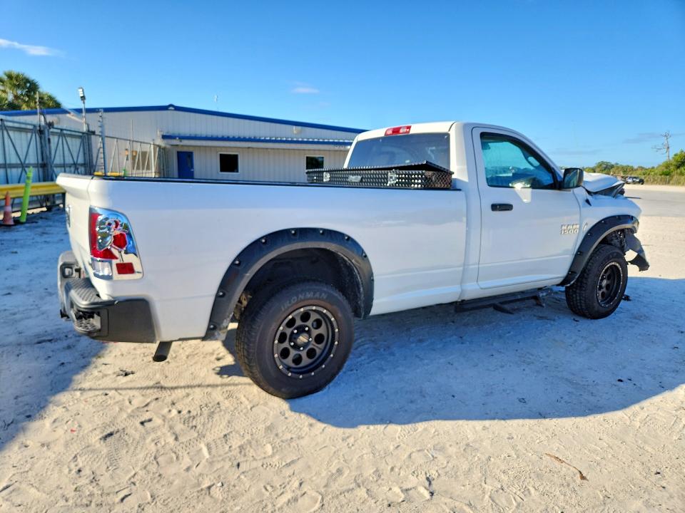 50171646 :رقم المزاد ، 3C6JR6DG9HG654675 vin ، 2017 Ram 1500 مزاد بيع