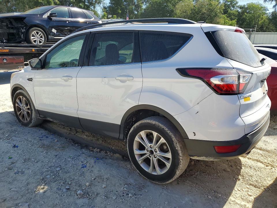 2018 Ford Escape მანქანა იყიდება აუქციონზე, vin: 1FMCU0GD9JUC19961, აუქციონის ნომერი: 49151776