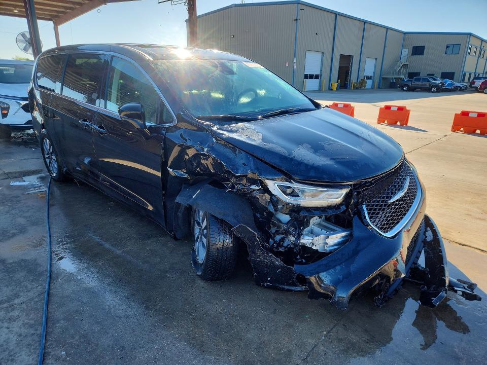 Продаж на аукціоні авто 2024 Chrysler Pacifica, vin: 2C4RC1S78RR130576, номер лоту: 48747266