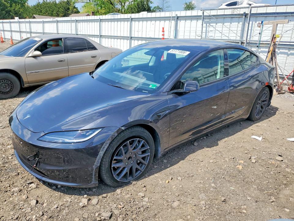 51171806 :رقم المزاد ، 5YJ3E1EA4RF826841 vin ، 2024 Tesla Model 3 مزاد بيع