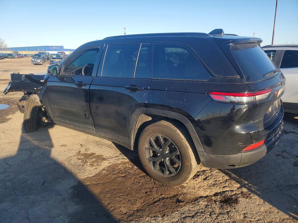 Продажа на аукционе авто 2024 Jeep Grand Cherokee, vin: 1C4RJHAGXR8600540, номер лота: 50233936