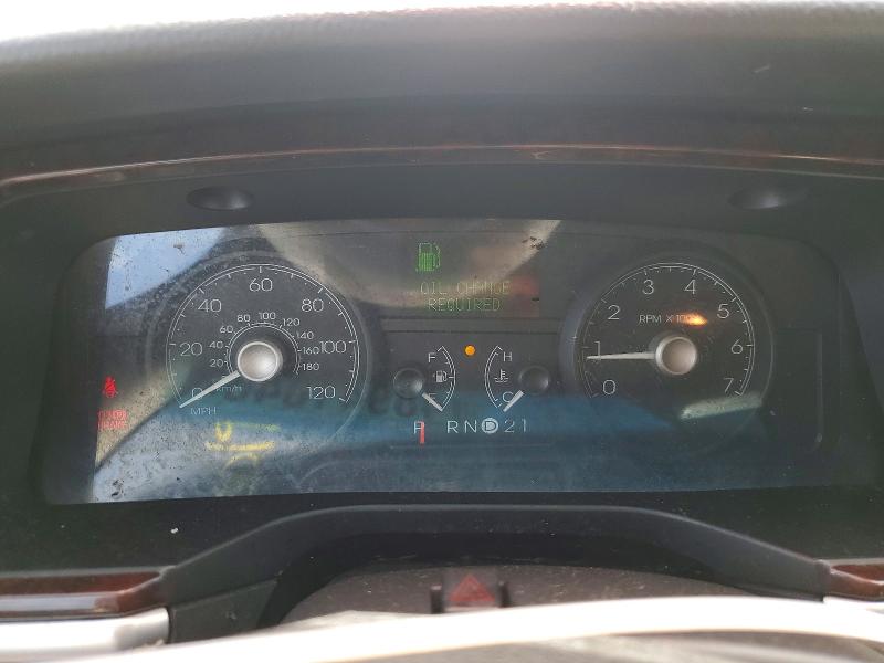 2007 Lincoln Town Car მანქანა იყიდება აუქციონზე, vin: 1L1FM88W97Y634812, აუქციონის ნომერი: 48941846
