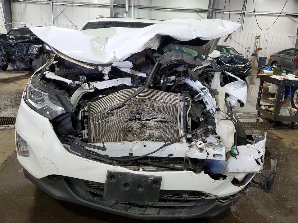 Продаж на аукціоні авто 2018 Chevrolet Equinox, vin: 2GNAXJEV5J6182384, номер лоту: 50901226