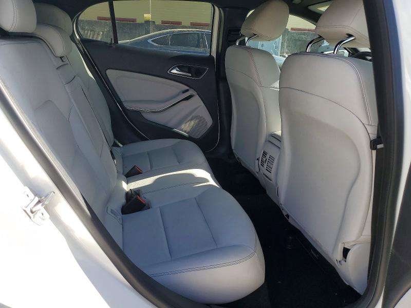 49893506 :رقم المزاد ، WDCTG4GB2KU018772 vin ، 2019 Mercedes-benz Gla مزاد بيع