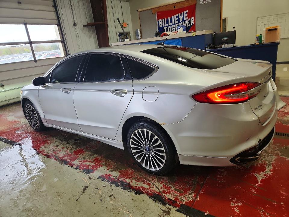 51709216 :رقم المزاد ، 3FA6P0T9XHR101564 vin ، 2017 Ford Fusion مزاد بيع