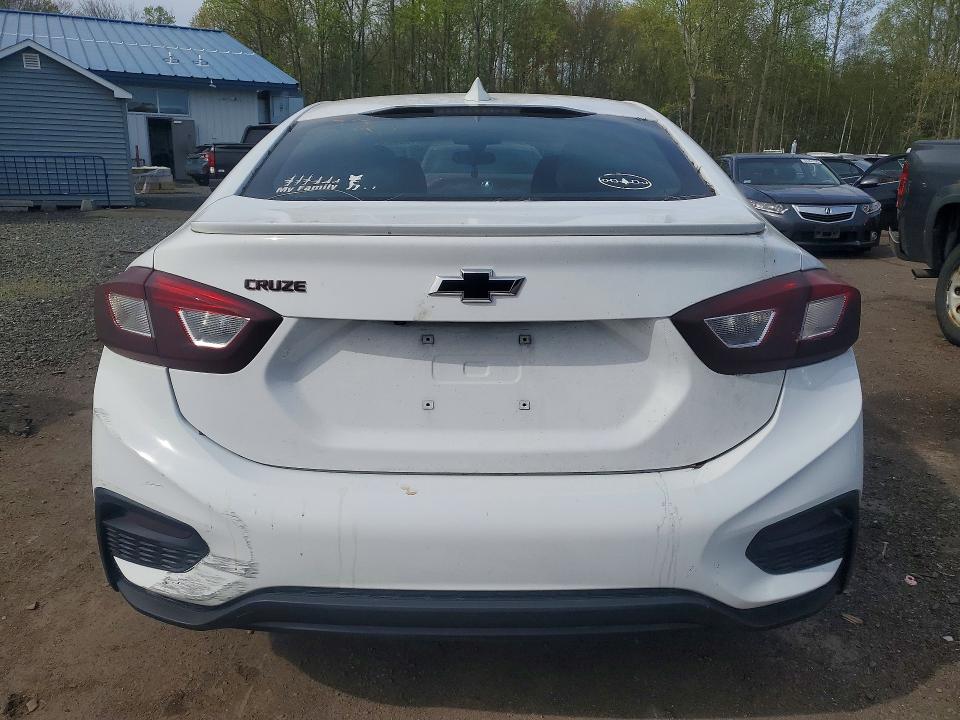 2018 Chevrolet Cruze მანქანა იყიდება აუქციონზე, vin: 1G1BE5SM0J7106036, აუქციონის ნომერი: 51866496