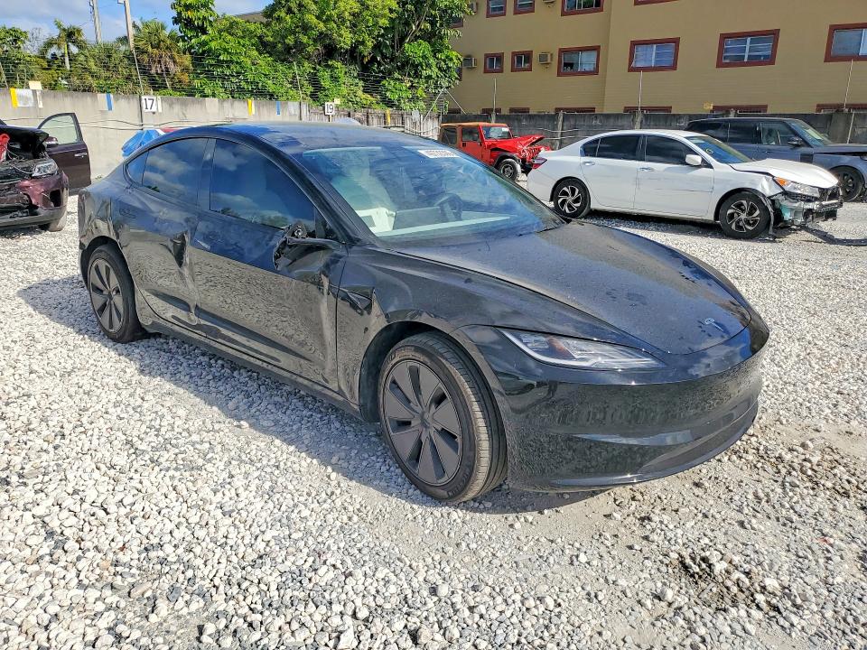 49732306 :رقم المزاد ، 5YJ3E1EA4SF978365 vin ، 2025 Tesla Model 3 مزاد بيع