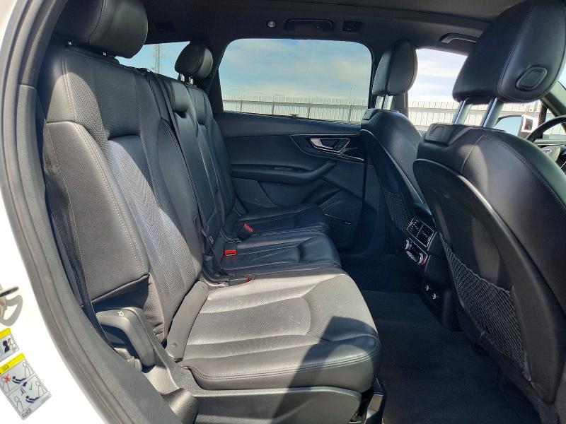 Продажа на аукционе авто 2018 Audi Q7, vin: WA1VAAF7XJD050311, номер лота: 51282336
