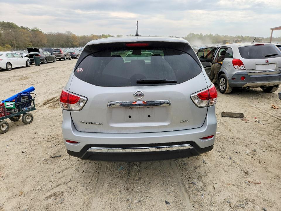 49120626 :رقم المزاد ، 5N1AR2MM4EC728070 vin ، 2014 Nissan Pathfinder مزاد بيع