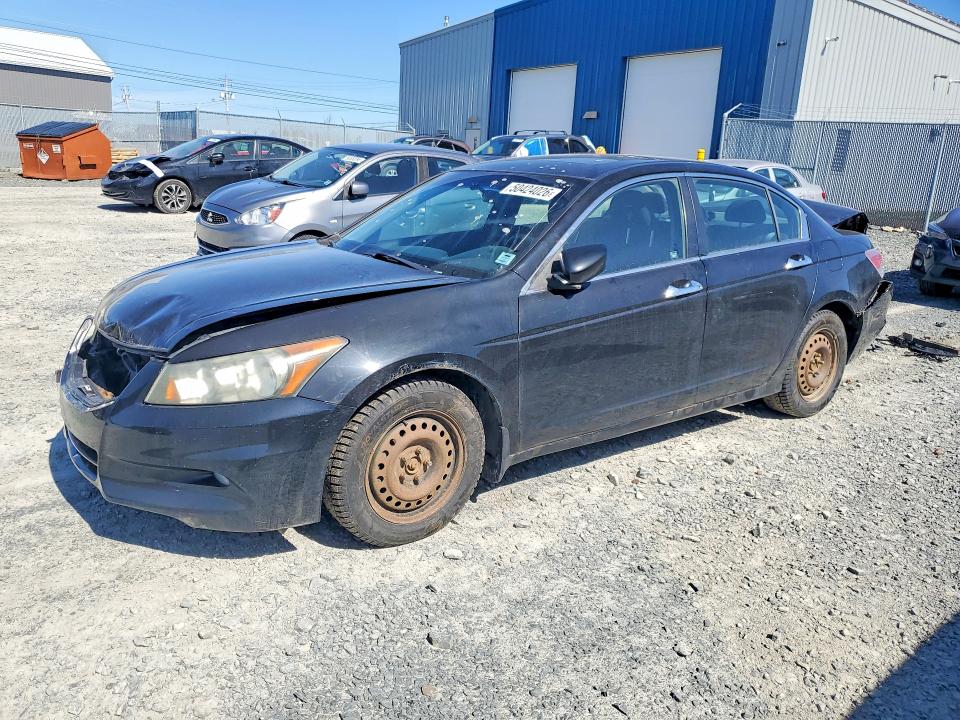50424026 :رقم المزاد ، 1HGCP3F79BA800065 vin ، 2011 Honda Accord مزاد بيع