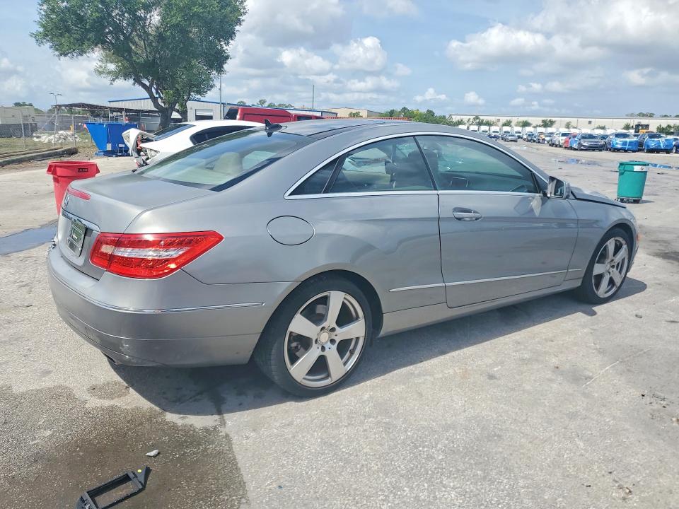 48831596 :رقم المزاد ، WDDKJ5KB4DF195630 vin ، 2013 Mercedes-benz E مزاد بيع