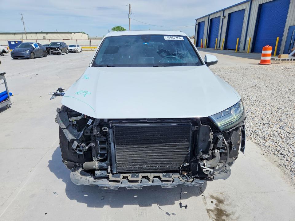 Продаж на аукціоні авто 2018 Audi Q7, vin: WA1LHAF78JD026267, номер лоту: 49082366
