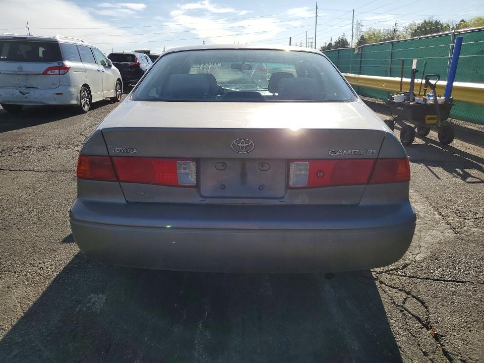 2001 Toyota Camry მანქანა იყიდება აუქციონზე, vin: 4T1BG22K11U081529, აუქციონის ნომერი: 49138646