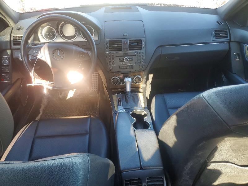 2010 Mercedes-benz C მანქანა იყიდება აუქციონზე, vin: WDDGF8HB0AF511715, აუქციონის ნომერი: 51328256