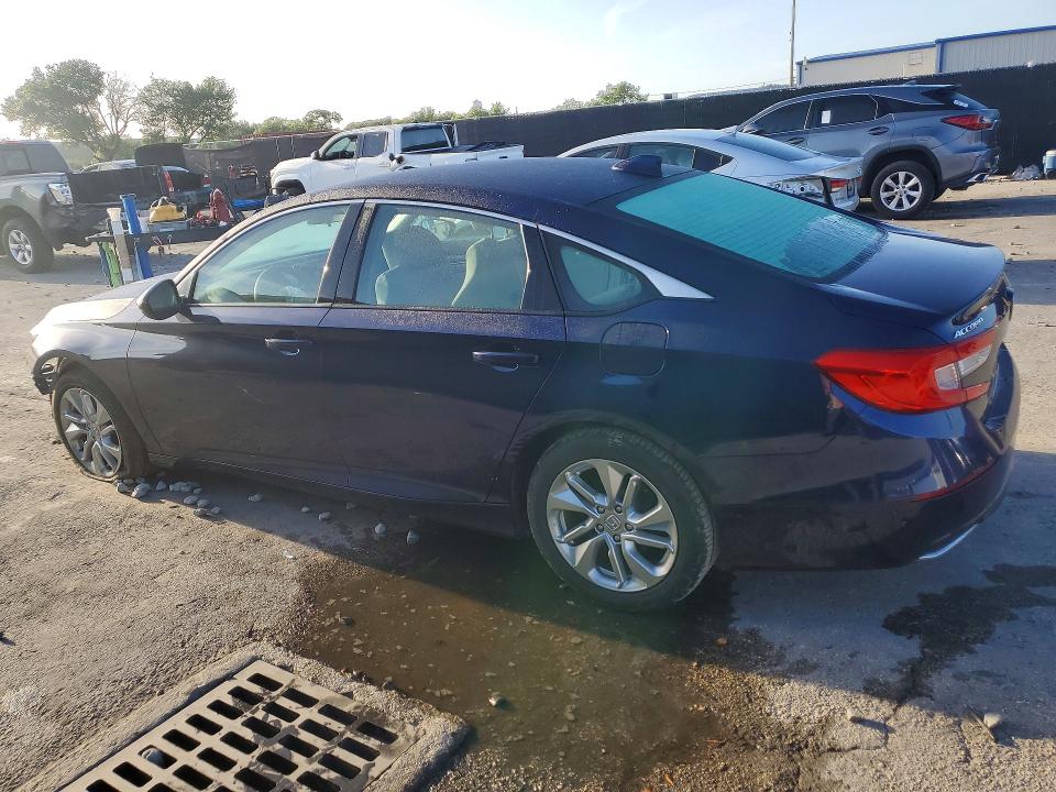 48081316 :رقم المزاد ، 1HGCV1F18JA247526 vin ، 2018 Honda Accord مزاد بيع