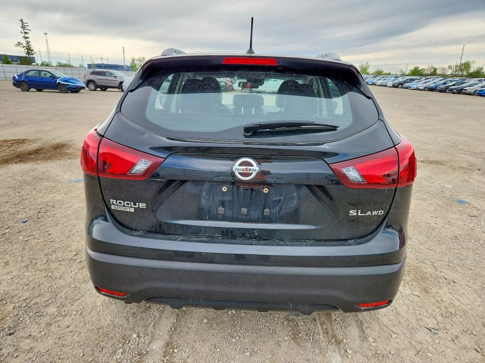 2017 Nissan Rogue Sport მანქანა იყიდება აუქციონზე, vin: JN1BJ1CR4HW133586, აუქციონის ნომერი: 51364956