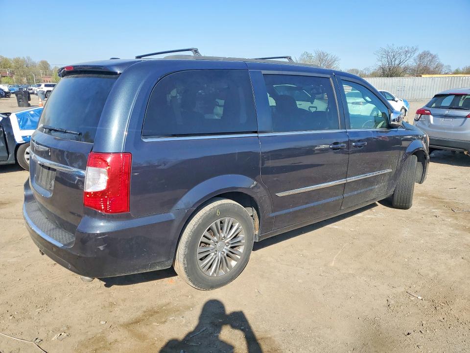 Auction sale of the 2014 Chrysler Town & Country, vin: 2C4RC1CG7ER250166, lot number: 49260516