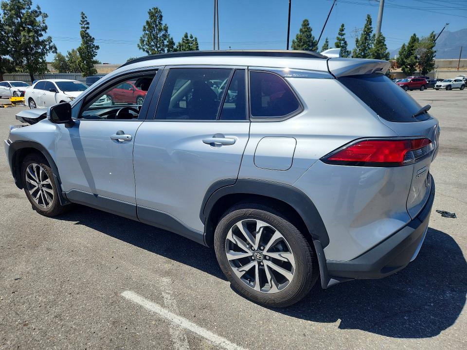 50648536 :رقم المزاد ، 7MUDAAAG4RV105107 vin ، 2024 Toyota Corolla Cross مزاد بيع