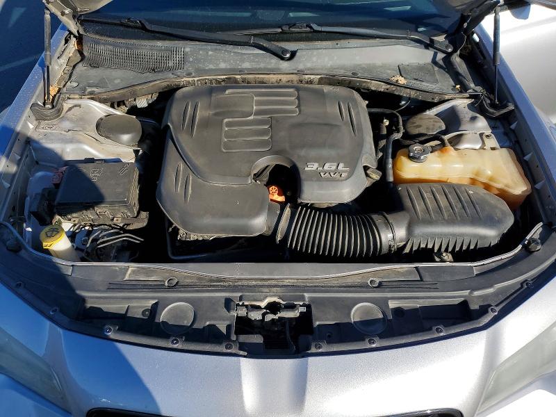 Продажа на аукционе авто 2018 Chrysler 300, vin: 2C3CCABG5JH137246, номер лота: 49820926