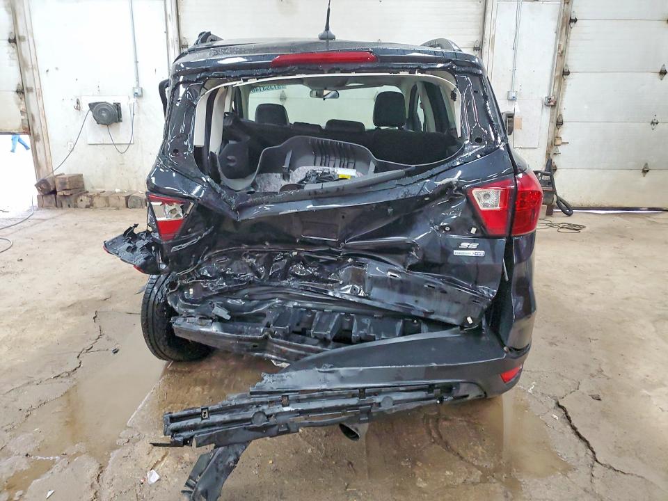 2019 Ford Escape მანქანა იყიდება აუქციონზე, vin: 1FMCU9GD5KUA52827, აუქციონის ნომერი: 51353146