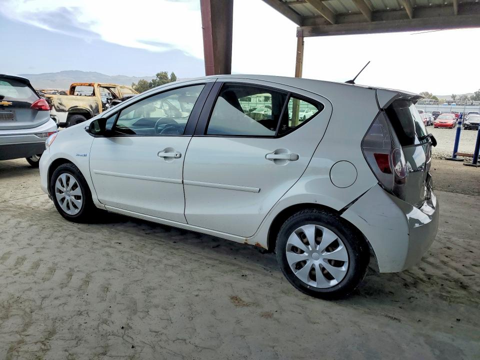 Auction sale of the 2013 Toyota Prius C, vin: JTDKDTB31D1542889, lot number: 50745226