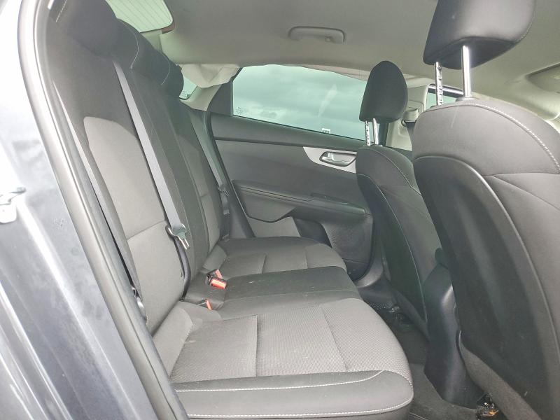 50529636 :رقم المزاد ، 3KPF24AD6NE477978 vin ، 2022 Kia Forte مزاد بيع