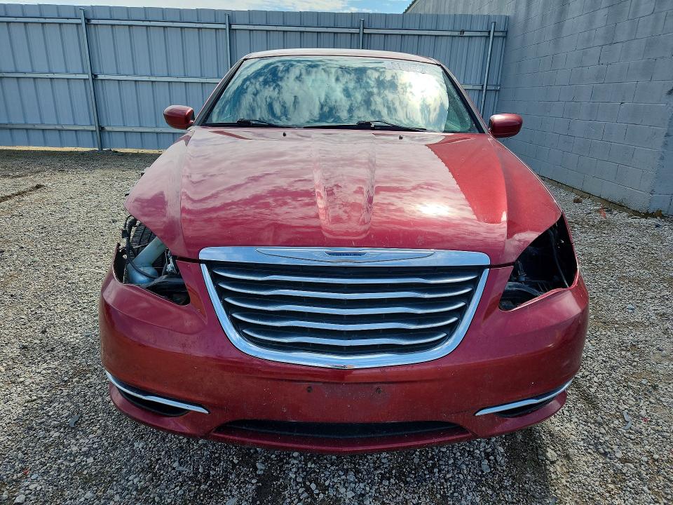 2014 Chrysler 200 მანქანა იყიდება აუქციონზე, vin: 1C3CCBAB9EN204939, აუქციონის ნომერი: 51432326