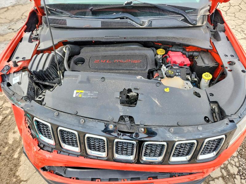 49955826 :رقم المزاد ، 3C4NJDAB4KT629356 vin ، 2019 Jeep Compass مزاد بيع