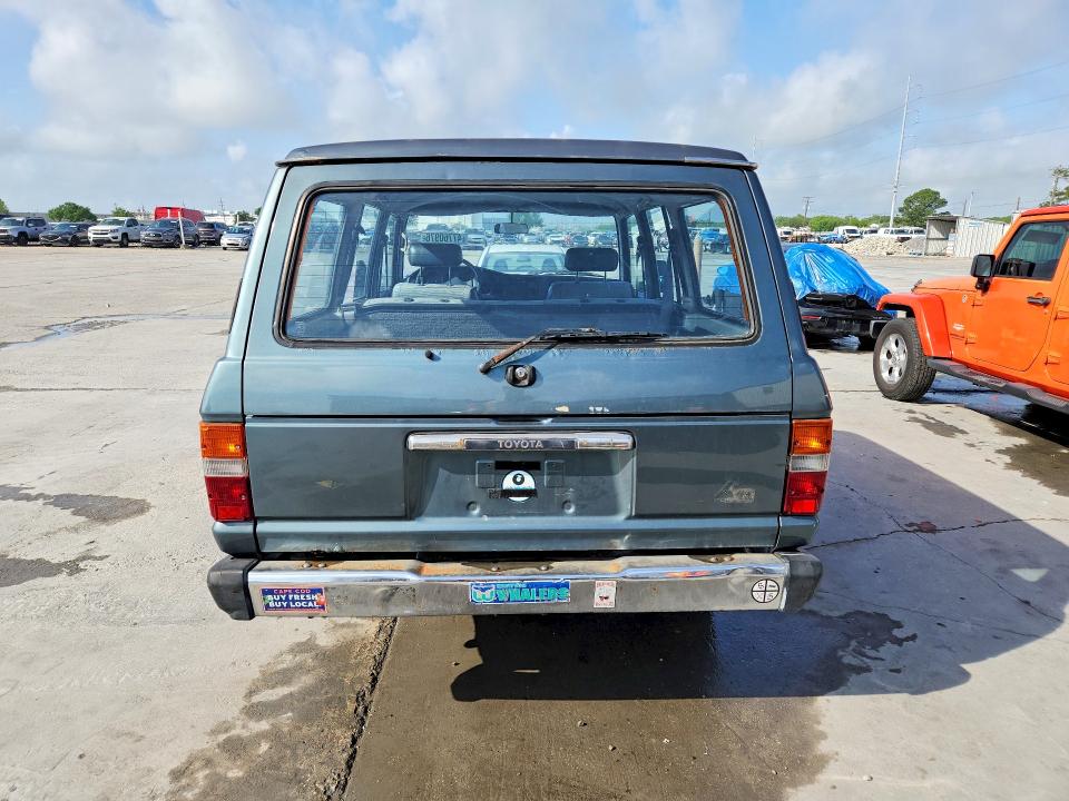 47760976 :رقم المزاد ، JT3FJ62GJ0086117 vin ، 1988 Toyota Land Cruiser مزاد بيع