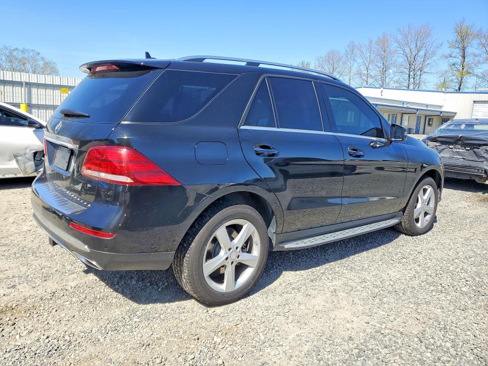 48692486 :رقم المزاد ، 4JGDA5JB5HA832821 vin ، 2017 Mercedes-benz Gle مزاد بيع