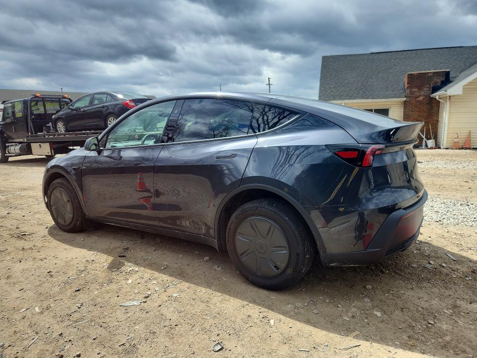 Продажа на аукционе авто 2026 Tesla Model Y, vin: 7SAYGDED7TA600019, номер лота: 49463246