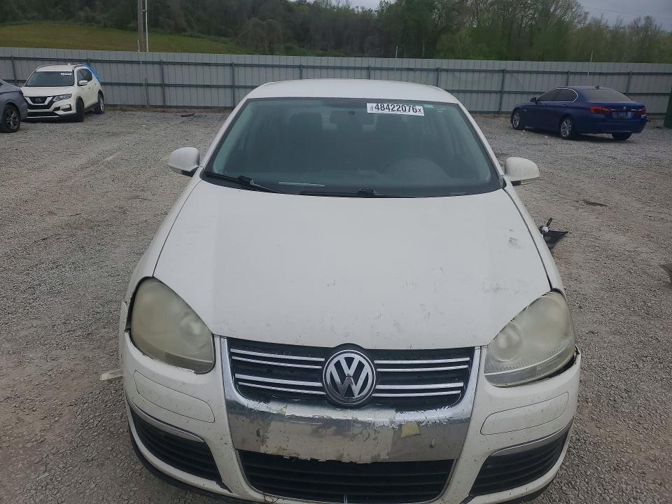 48422076 :رقم المزاد ، 3VWJX7AJ9AM032330 vin ، 2010 Volkswagen Jetta مزاد بيع