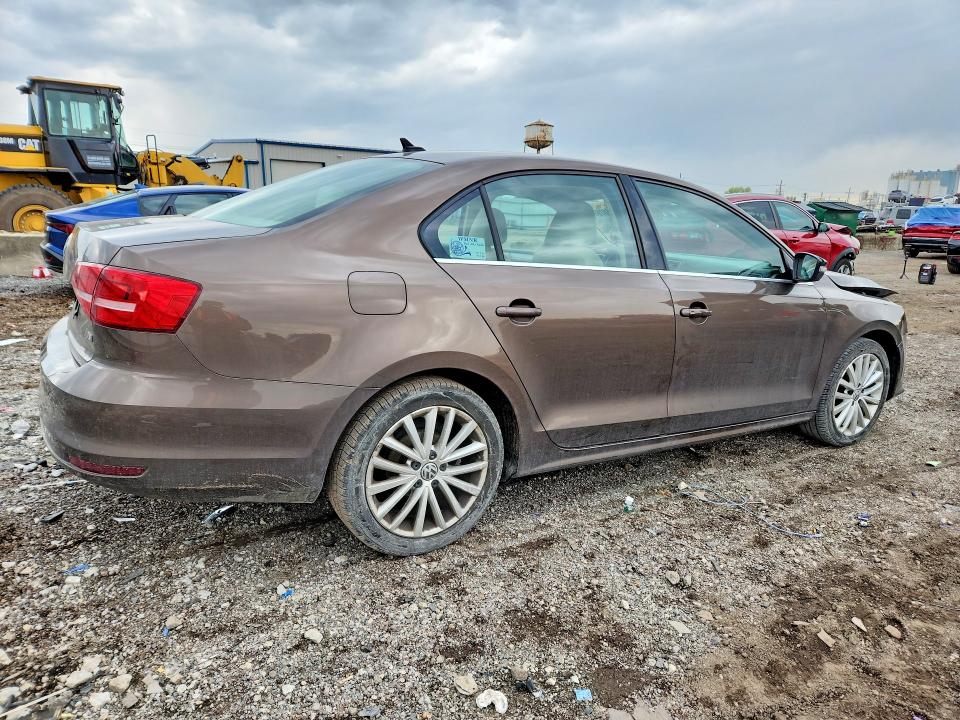 51586076 :رقم المزاد ، 3VWD17AJ5FM203001 vin ، 2015 Volkswagen Jetta مزاد بيع