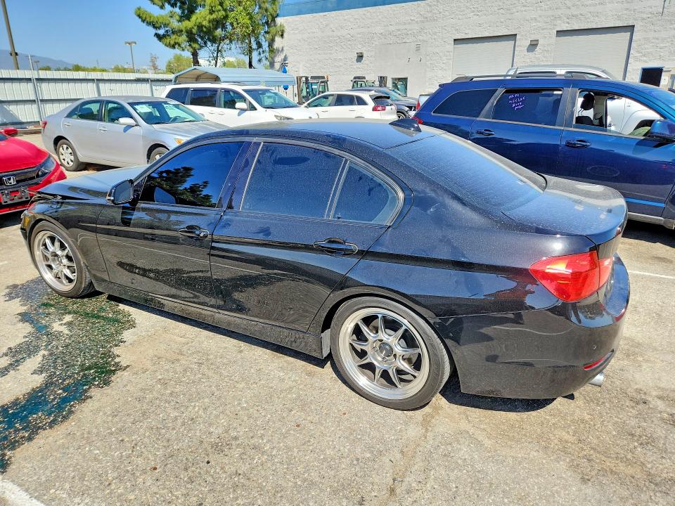 Aukcja sprzedaży 2015 Bmw 320, vin: WBA3B1G55FNT06411, numer aukcji: 49006396