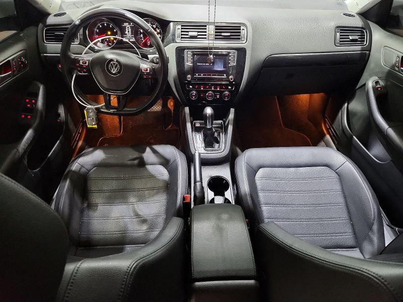 49157036 :رقم المزاد ، 3VWL17AJ9HM289895 vin ، 2017 Volkswagen Jetta مزاد بيع