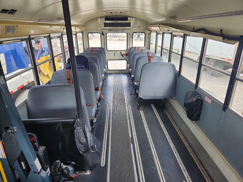 79731845 :رقم المزاد ، 4DRBUSKL0AB232003 vin ، 2010 Ic Corporation School Bus مزاد بيع