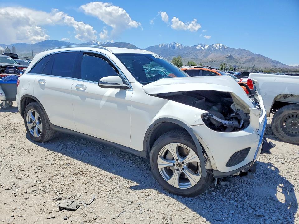 51851646 :رقم المزاد ، WDC0G4KB3JV034031 vin ، 2018 Mercedes-benz Glc مزاد بيع
