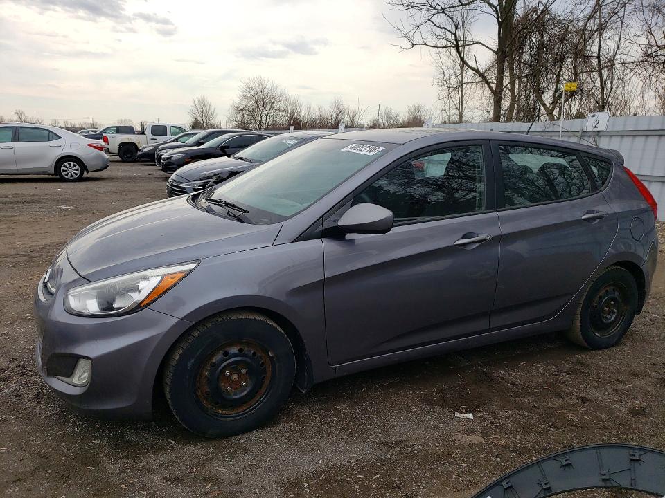 48282286 :رقم المزاد ، KMHCT5AE4GU256104 vin ، 2016 Hyundai Accent مزاد بيع