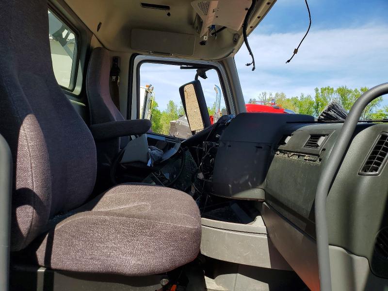 Продажа на аукционе авто 2023 Volvo Vnr, vin: 4V4W39EG3PN332270, номер лота: 49262966