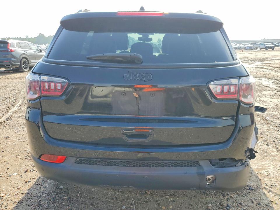 Продаж на аукціоні авто 2018 Jeep Compass, vin: 3C4NJCBB9JT318335, номер лоту: 50662316