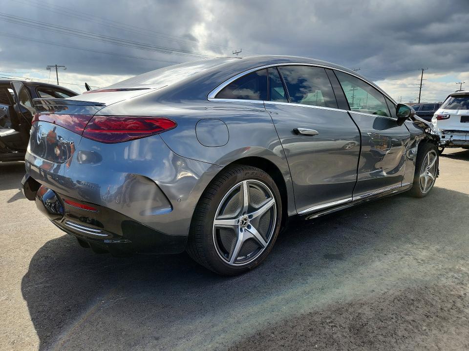 47346846 :رقم المزاد ، W1KEG1CB2RF055554 vin ، 2024 Mercedes-benz Eqe Sedan مزاد بيع