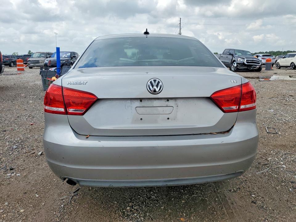 50661606 :رقم المزاد ، 1VWAT7A33EC072908 vin ، 2014 Volkswagen Passat مزاد بيع