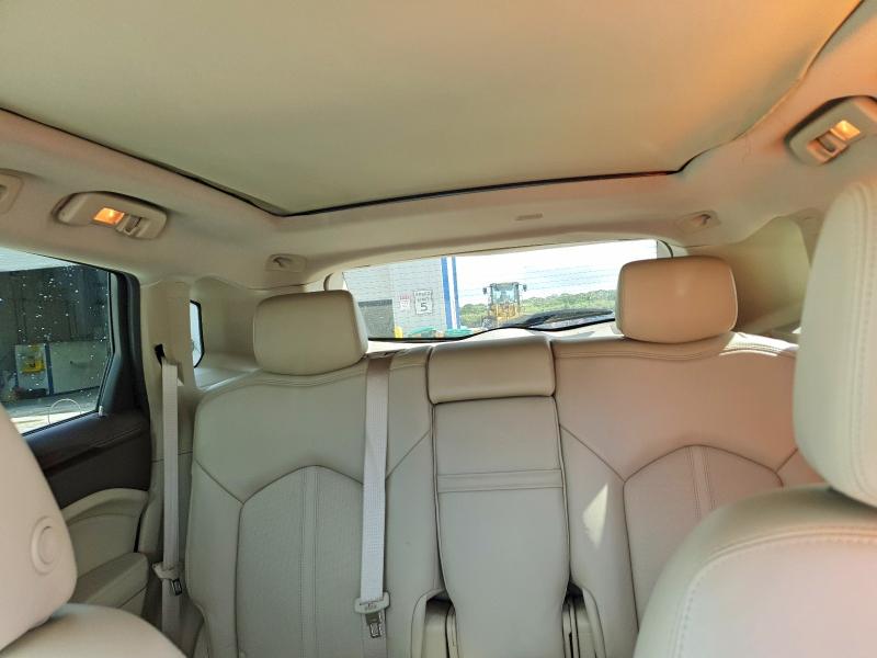 49560796 :رقم المزاد ، 3GYFNBE3XFS560744 vin ، 2015 Cadillac Srx مزاد بيع