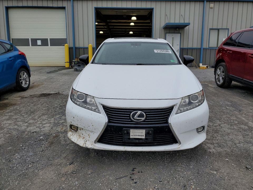 Продажа на аукционе авто 2015 Lexus Es 350, vin: JTHBK1GG1F2171198, номер лота: 51269386