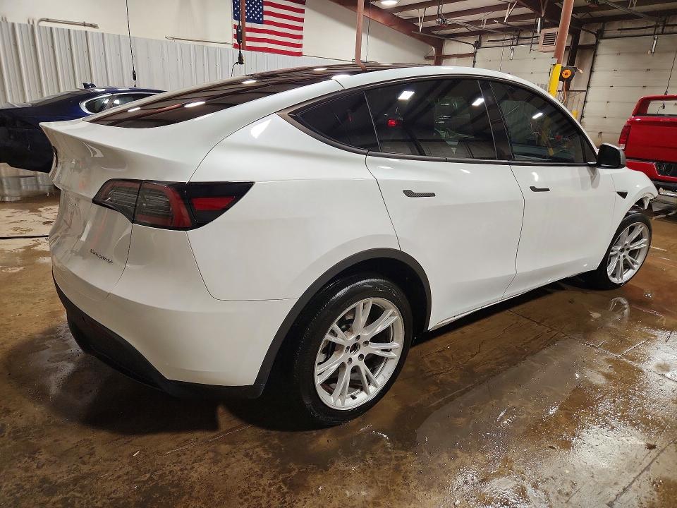 2023 Tesla Model Y მანქანა იყიდება აუქციონზე, vin: 7SAYGDEE4PA100964, აუქციონის ნომერი: 47962716