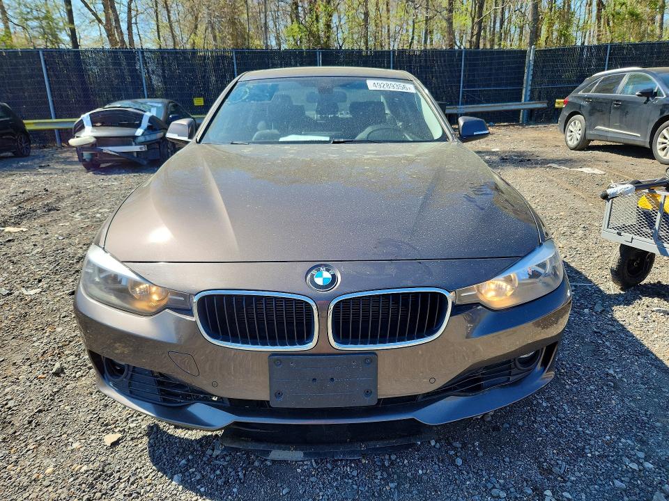 2015 Bmw 328 მანქანა იყიდება აუქციონზე, vin: WBA3B5G56FNS17468, აუქციონის ნომერი: 49289356